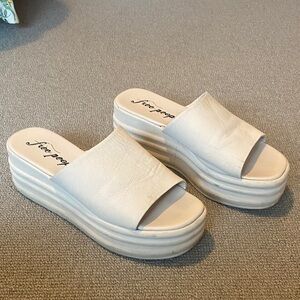 Free People Harbor Cream Leather Platform Slide Sandals sz 39